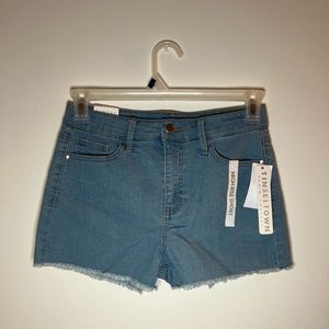 Mid/ High Rise Short